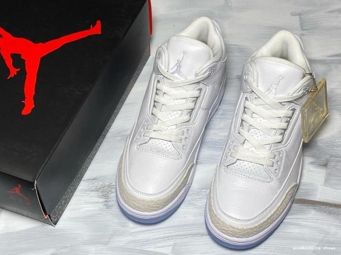 White Air Triple Jordan Retro 3 136064-111 0729